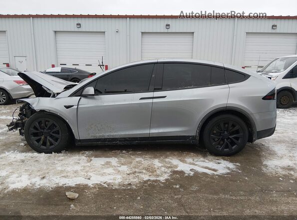7SAXCDE51SF470028 2025 TESLA MODEL X Gray Widok wnętrza 360 stopni