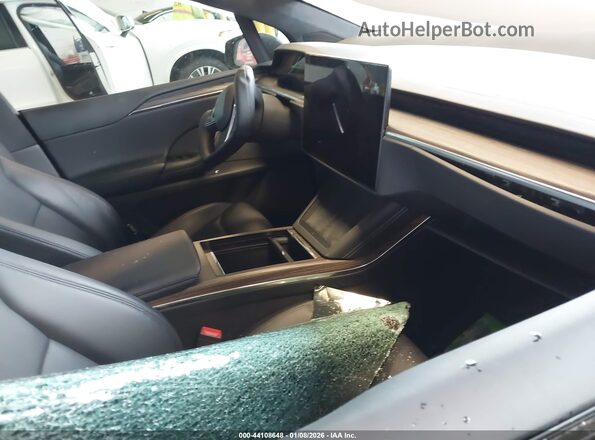 7SAXCDE58NF337576 2022 TESLA MODEL X Серый Вид салона спереди