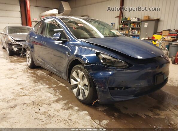 7SAYGAEE8PF783897 2023 TESLA MODEL Y Blue Przód prawy