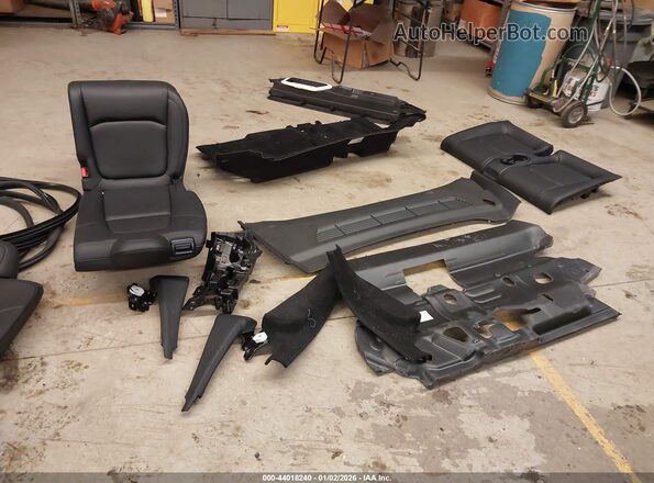 7SAYGAEE8PF783897 2023 TESLA MODEL Y Blue Widok zestawu wskaźników