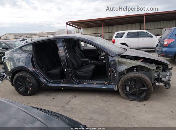 7SAYGDEE1TA409107 2026 TESLA MODEL Y Gray Панорамний вид салону 360°