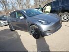 2025 Tesla Model Y   Gray vin: 7SAYGDEE2SF287262