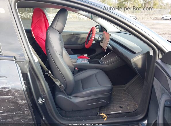 7SAYGDEE2TA386503 2026 TESLA MODEL Y Серый Вид салона спереди