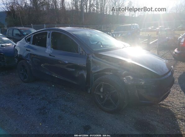 7SAYGDEE8TA460619 2026 TESLA MODEL Y Black Передня права чверть