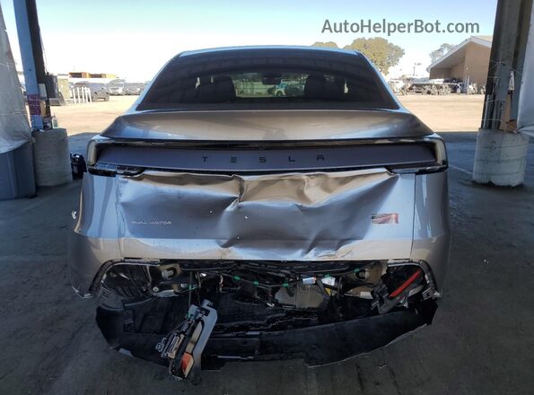 7SAYGDEE8TF328964 2026 TESLA MODEL Silver Rear view