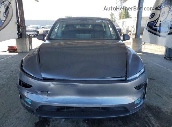 7SAYGDEE8TF328964 2026 TESLA MODEL Silver Front view