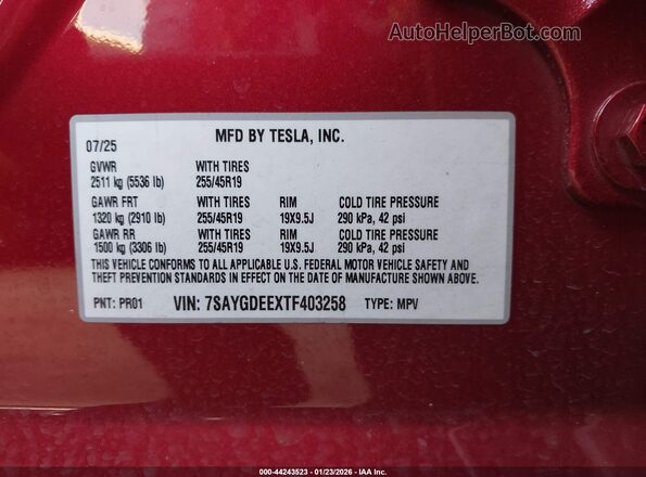 7SAYGDEEXTF403258 2026 TESLA MODEL Y Red Widok komory silnika