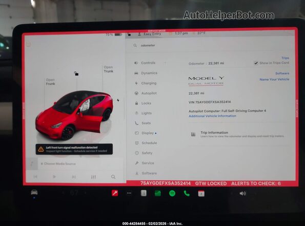 7SAYGDEFXSA352414 2025 TESLA MODEL Y Red Հետևի նստատեղերի տեսք