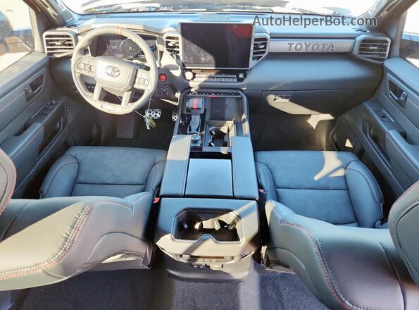 7SVAAABA0SX067579 2025 TOYOTA SEQUOIA Tan Vista del salpicadero