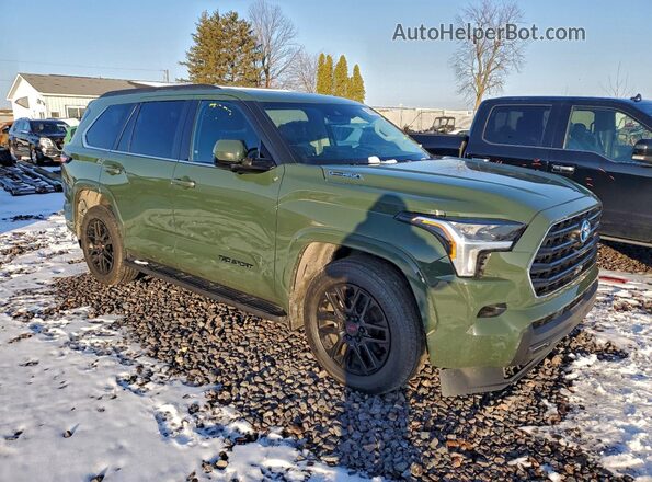 7SVAAABA1PX003235 2023 TOYOTA SEQUOIA Зеленый Передняя правая четверть