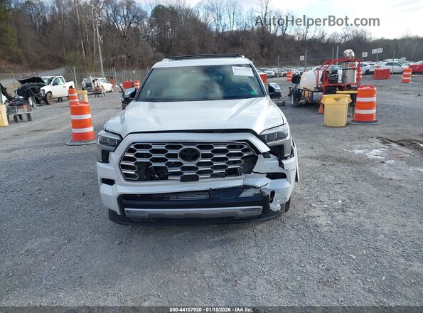 7SVAAABA3RX031489 2024 TOYOTA SEQUOIA Белый Вид щитка приборов