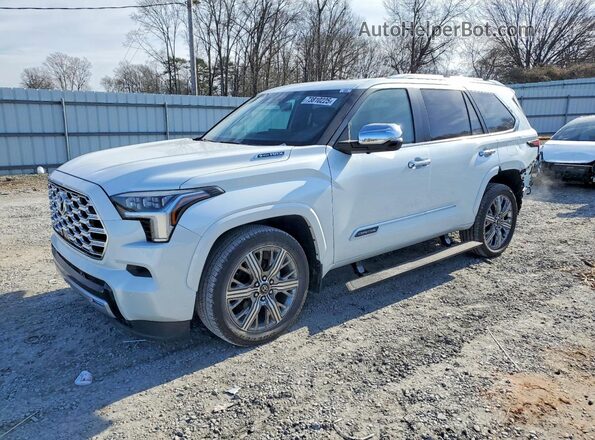 7SVAAABA5TX077249 2026 TOYOTA SEQUOIA White წინა მარცხენა ხედი სამი მეოთხედიდან