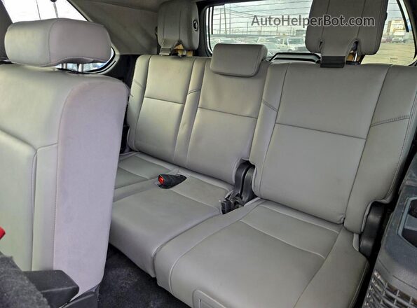 7SVAAABA8PX004088 2023 TOYOTA SEQUOIA Blue Вид задньої частини салону