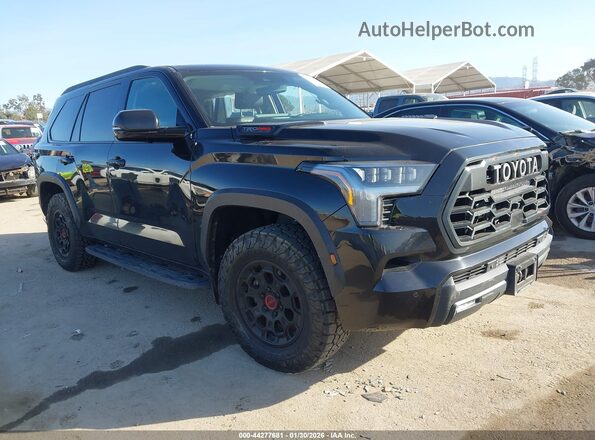 7SVAAABA8PX019870 2023 TOYOTA SEQUOIA Черный Передняя правая четверть