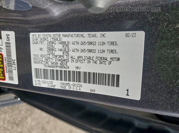 7SVAAABA9PX009624 2023 TOYOTA SEQUOIA Gray Widok naklejki z numerem VIN
