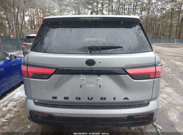 7SVAAABA9RX028385 2024 TOYOTA SEQUOIA Серый 