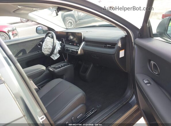 7YAKN4DA0SY033422 2025 HYUNDAI IONIQ 5 Серый Вид салона спереди