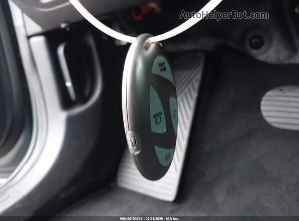 7YAKN4DA3SY032877 2025 HYUNDAI IONIQ 5 Gray Вид панелі приладів