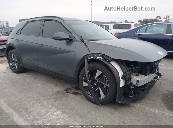 7YAKN4DA3SY032877 2025 HYUNDAI IONIQ 5 Gray Передня права чверть