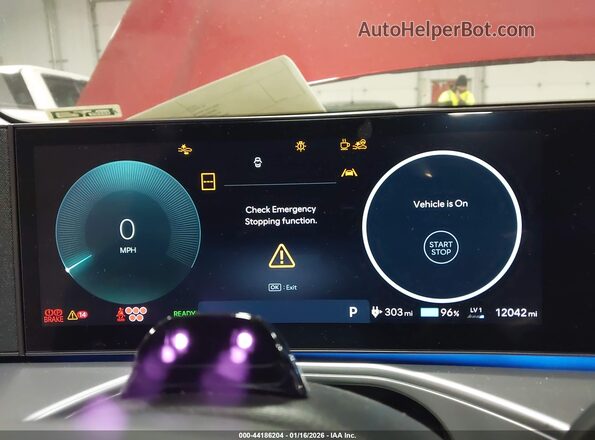 7YAMUFS33TY001951 2026 HYUNDAI IONIQ 9 Red Вид задніх сидінь