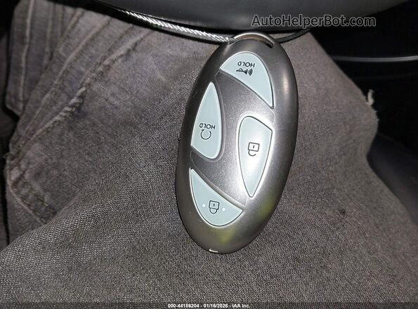 7YAMUFS33TY001951 2026 HYUNDAI IONIQ 9 Red Вид панелі приладів