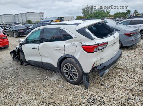 1FMCU0H67NUB78283 2022 FORD ESCAPE Белый Задняя правая четверть