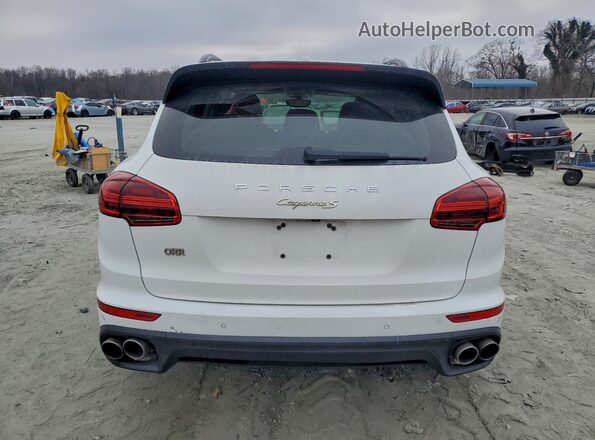 WP1AE2A20HLA69345 2017 PORSCHE CAYENNE White წინა სალონის ხედი