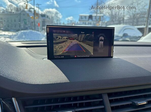 WA1LAAF76JD026093 2018 AUDI Q7 Белый Вид панели приборов