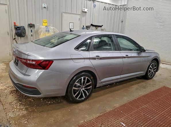 3VW7W7BUXTM019224 2026 VOLKSWAGEN JETTA Серебряный Передняя правая четверть