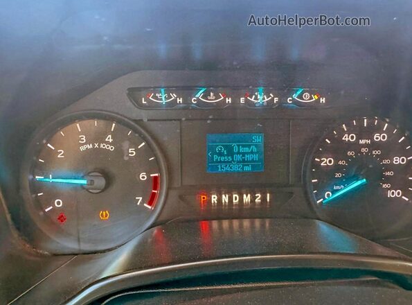1FT7W2B6XJEB22735 2018 FORD F250 Белый Вид щитка приборов