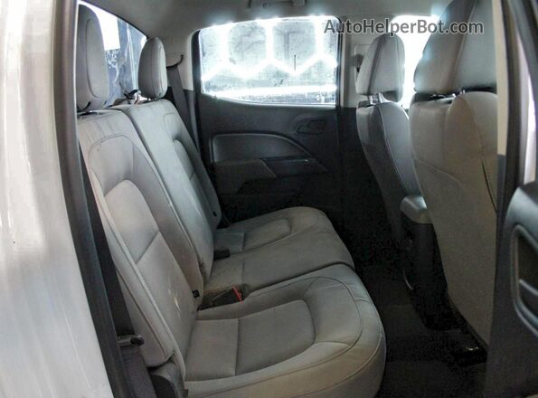 1GCGTBEN9M1100684 2021 CHEVROLET COLORADO Белый Вид салона спереди