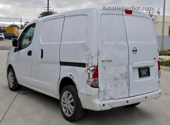 3N6CM0KN0MK692413 2021 NISSAN NV200 White Widok z przodu
