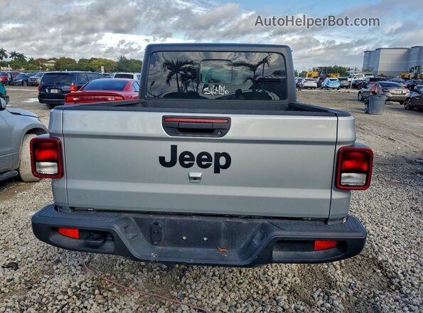 1C6HJTAGXRL103569 2024 JEEP GLADIATOR Серебряный Вид салона спереди