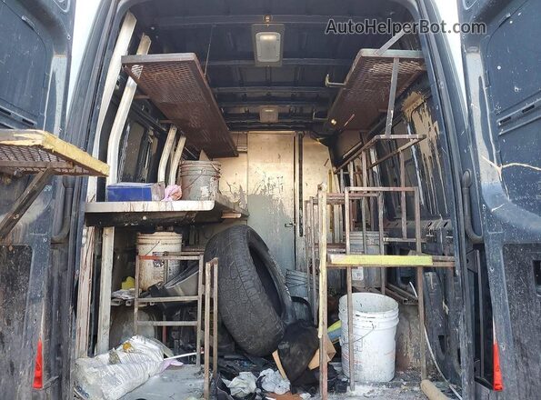 WD4PF0CD6KP052986 2019 MERCEDES-BENZ SPRINTER Серый Вид задней части салона
