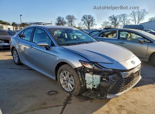 4T1DAACK1TU665242 2026 TOYOTA CAMRY Серебряный Вид спереди