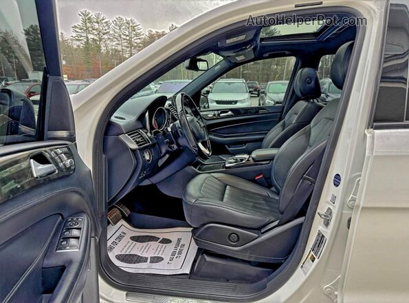 4JGDA6EB6JB072804 2018 MERCEDES-BENZ GLE White Vista del cuadro de instrumentos