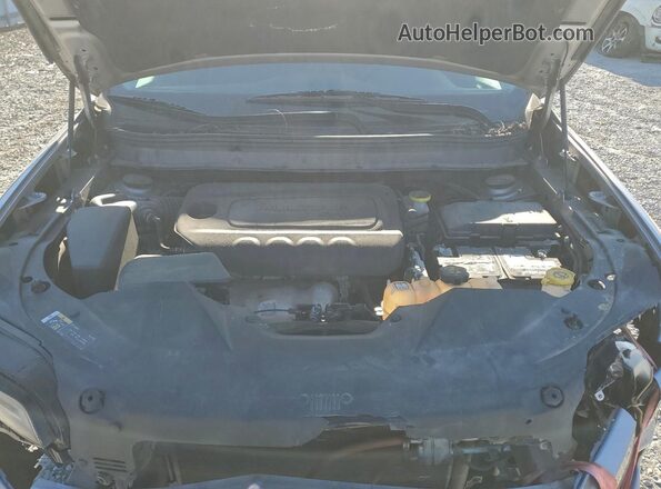 1C4PJLCB5KD332117 2019 JEEP GRAND CHER Серебряный Вид наклейки с VIN-кодом