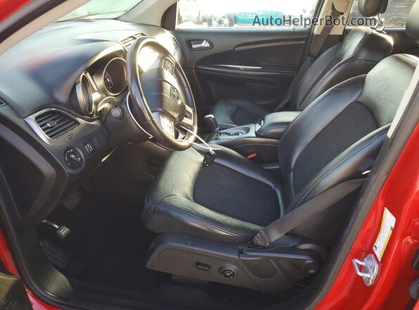 3C4PDCGBXJT252063 2018 DODGE JOURNEY Красный Вид панели приборов