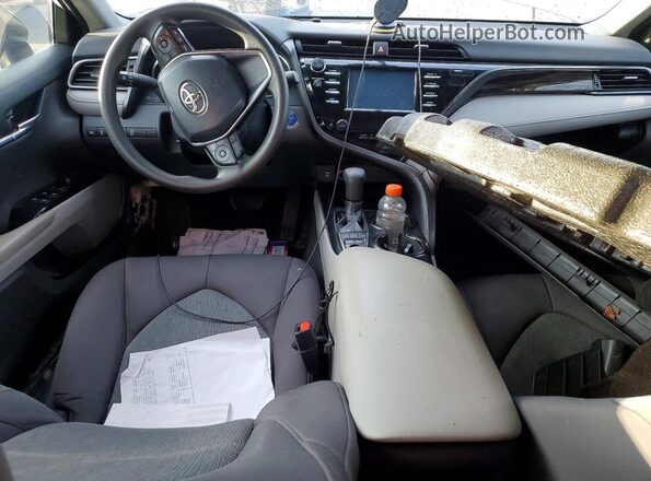 4T1B31HK0KU511467 2019 TOYOTA LE Серебряный Вид щитка приборов
