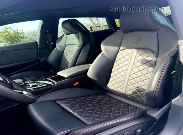 WAUC4CF55SA008255 2025 AUDI S5 Белый Вид задних сидений