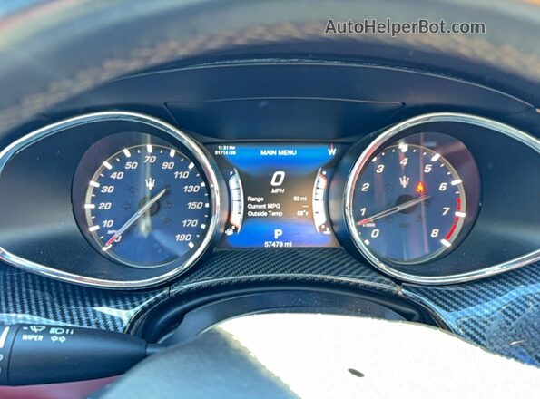 ZAM56RPS0H1236696 2017 MASERATI QUATTROPOR Белый Вид щитка приборов