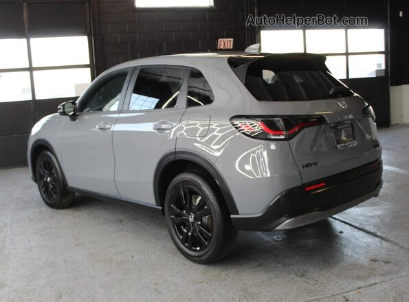 3CZRZ1H55TM709182 2026 HONDA HR-V Серый Вид спереди