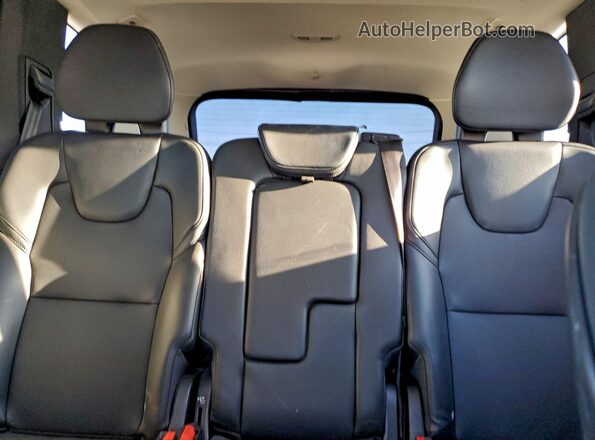 YV4M12PJ6S1335279 2025 VOLVO XC90 Серебряный Вид задней части салона