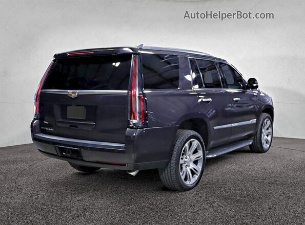 1GYS4BKJ5HR120179 2017 CADILLAC ESCALADE Серый Вид спереди