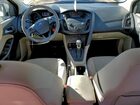 2018 Ford Focus Se Белый vin: 1FADP3F27JL324821