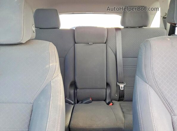 5XYPG4A36HG235745 2017 KIA SORENTO Белый Вид задней части салона
