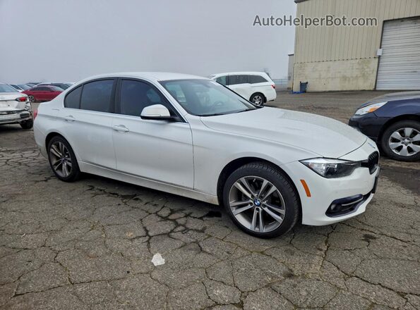 WBA8B9G38HNU56499 2017 BMW OTHER Белый Вид спереди