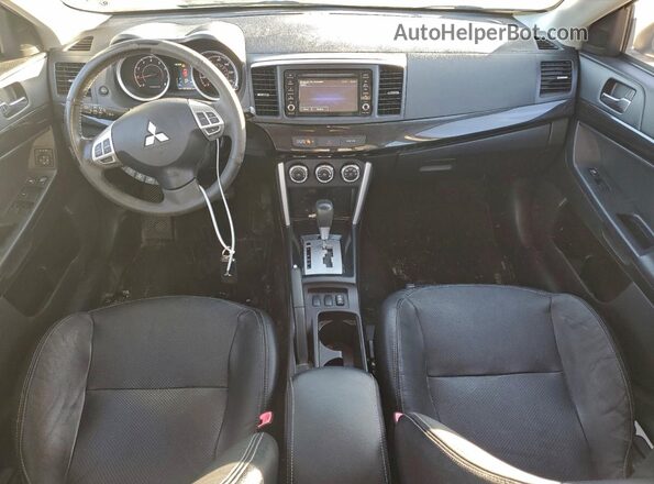 JA32V2FW2HU013322 2017 MITSUBISHI LANCER Серебряный Вид панели приборов