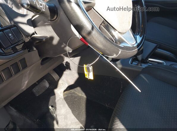 JA4AD2A35GZ008589 2016 MITSUBISHI OUTLANDER Белый Вид панели приборов
