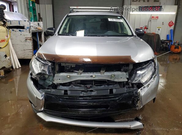 JA4AD2A39JZ015908 2018 MITSUBISHI OUTLANDER Silver Vista frontal